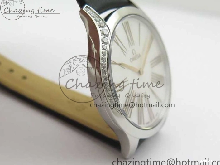 0420 StreetReady Ladies’ De Ville Trésor Diamond SS 3AF 1:1 Best Edition White MOP Dial RG Markers On Black Fabric strap Swiss Quartz 7884